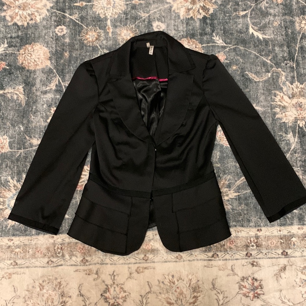 STUDIO Y BLACK BLAZER SZ S